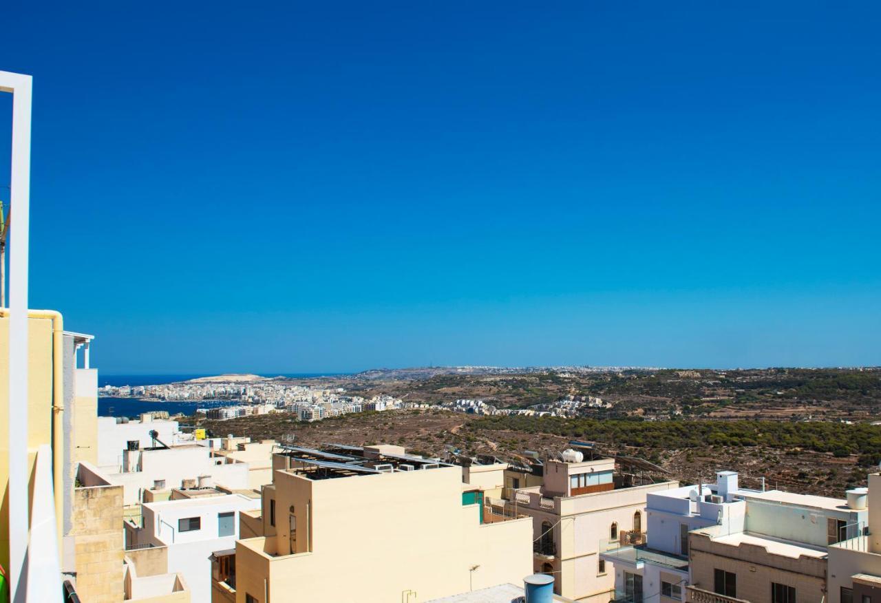 Summer Breeze Apartment With Panoramic Terrace - By Getawaysmalta Mellieħa Екстериор снимка