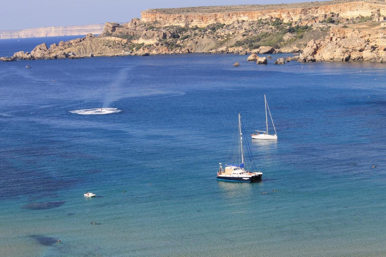 Summer Breeze Apartment With Panoramic Terrace - By Getawaysmalta Mellieħa Екстериор снимка